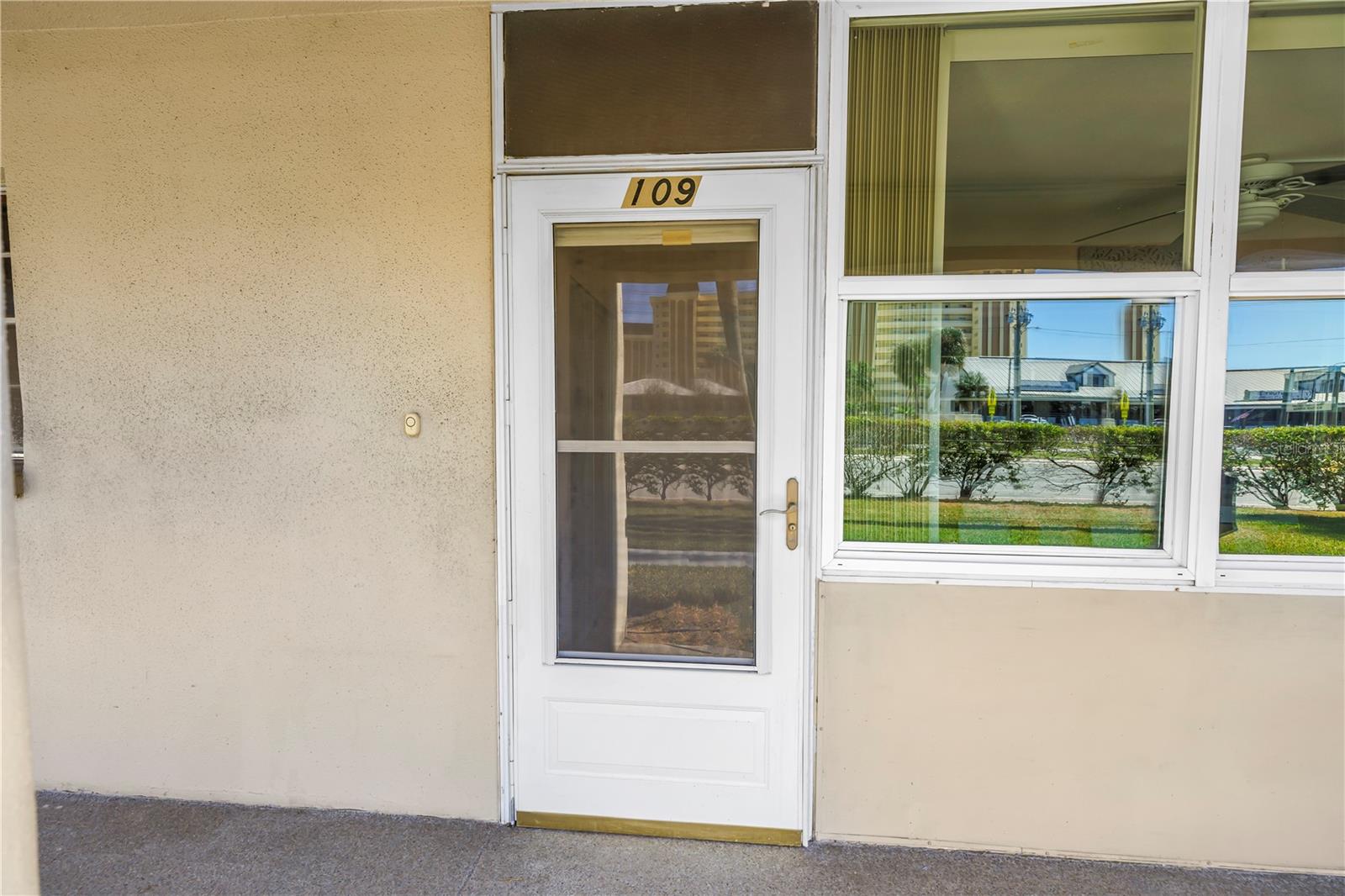 Image 30 of 48 For 4455 Duhme Road 109