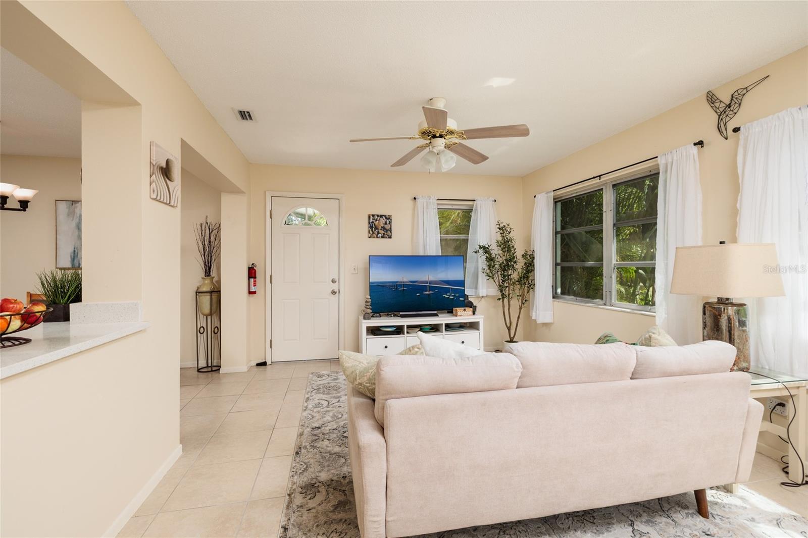 Image 14 of 34 For 9813 37th Street N