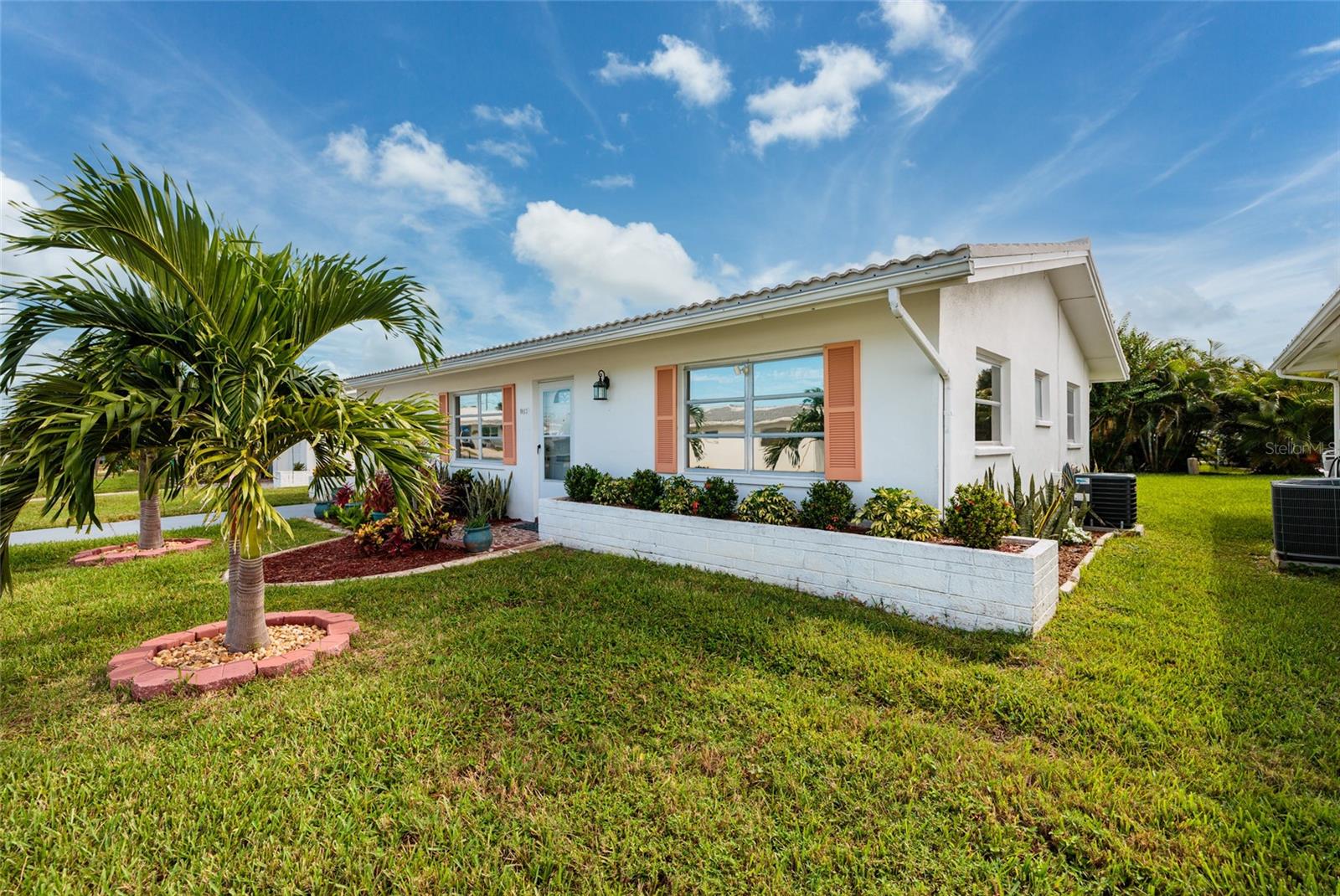 Image 5 of 34 For 9813 37th Street N