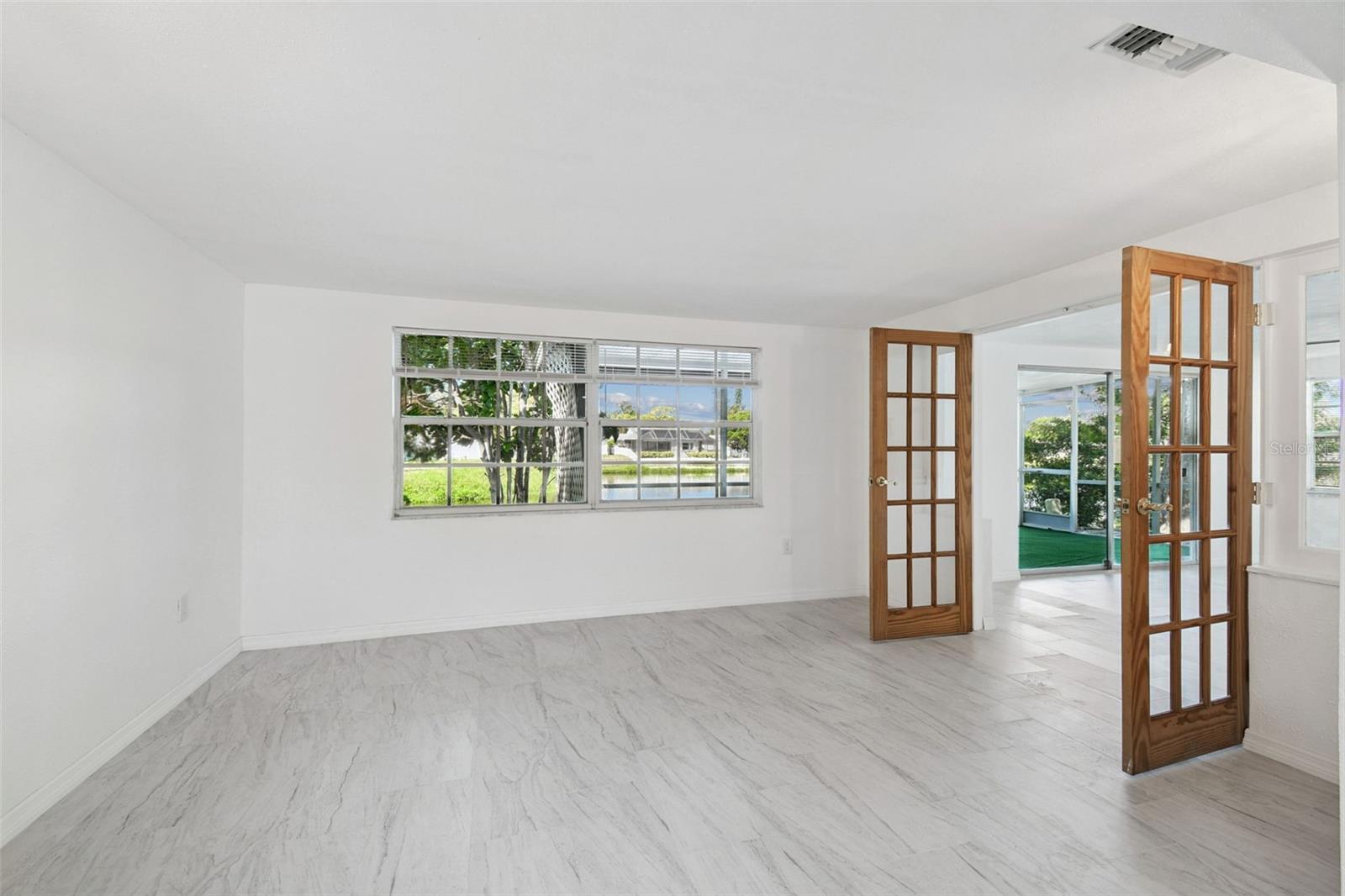 Image 18 of 48 For 3513 Landale Drive