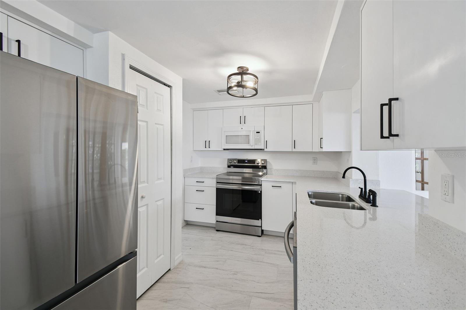 Image 26 of 48 For 3513 Landale Drive