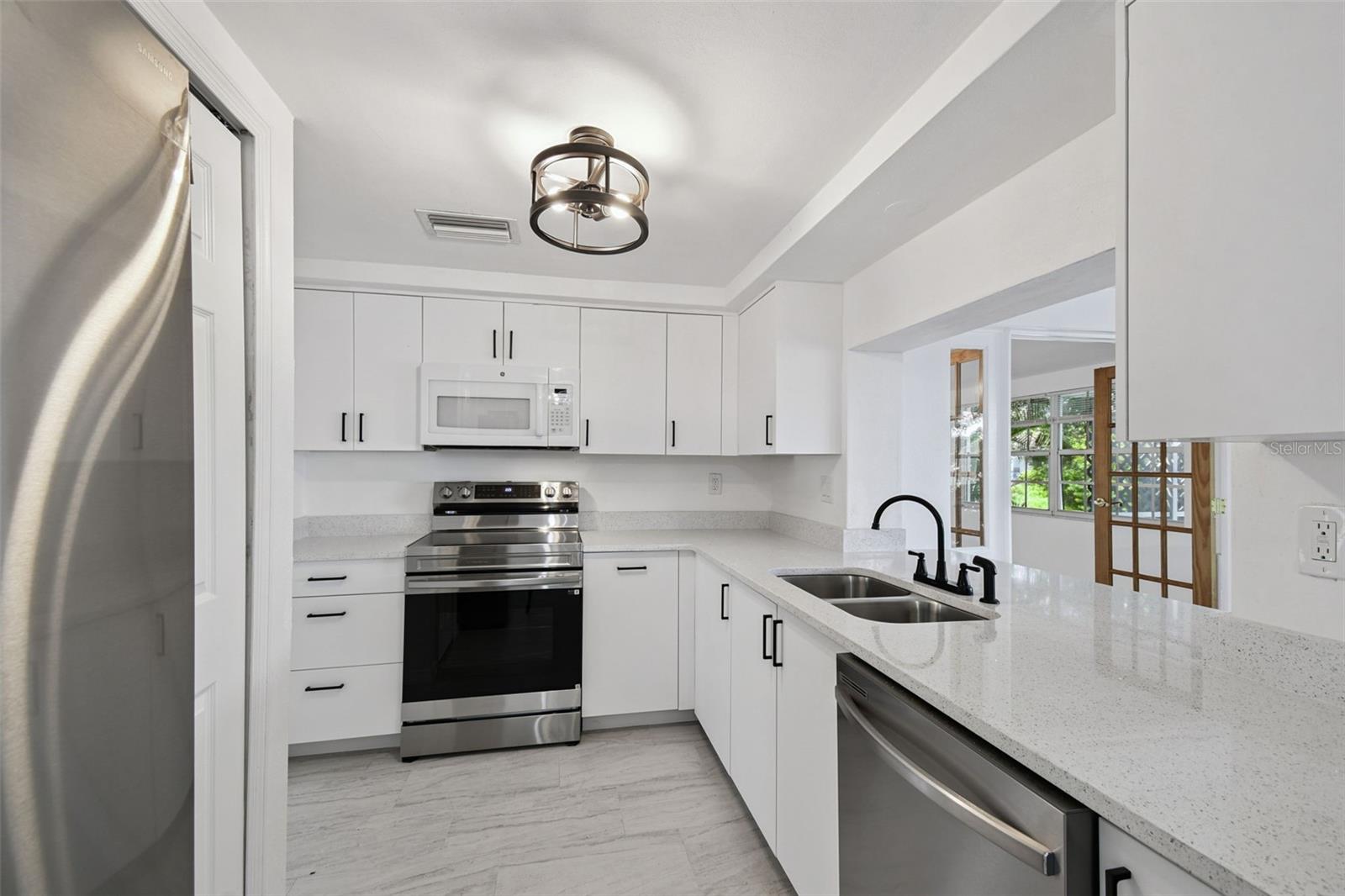 Image 29 of 48 For 3513 Landale Drive