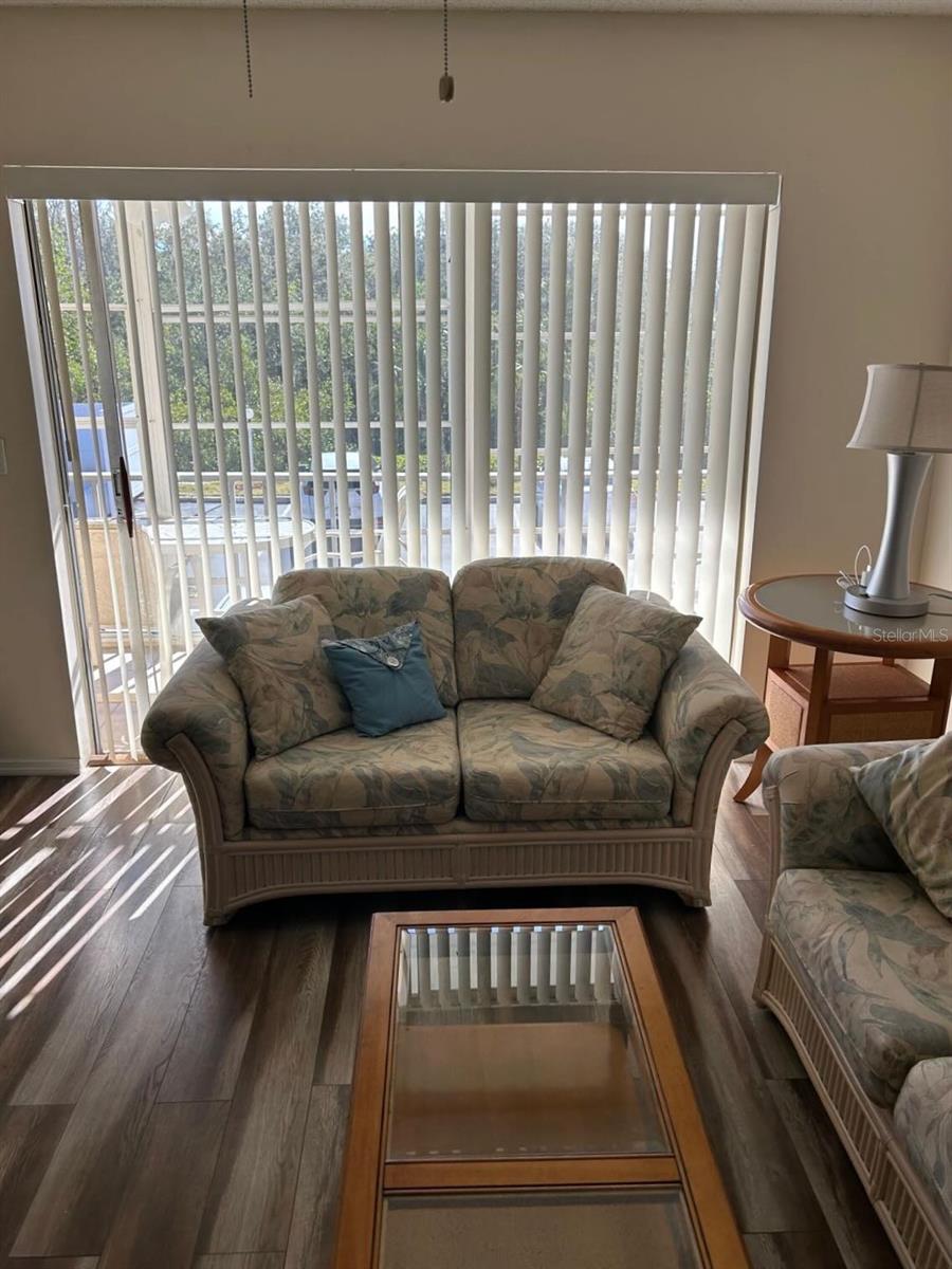 Image 4 of 24 For 12760 Indian Rocks Road 1048