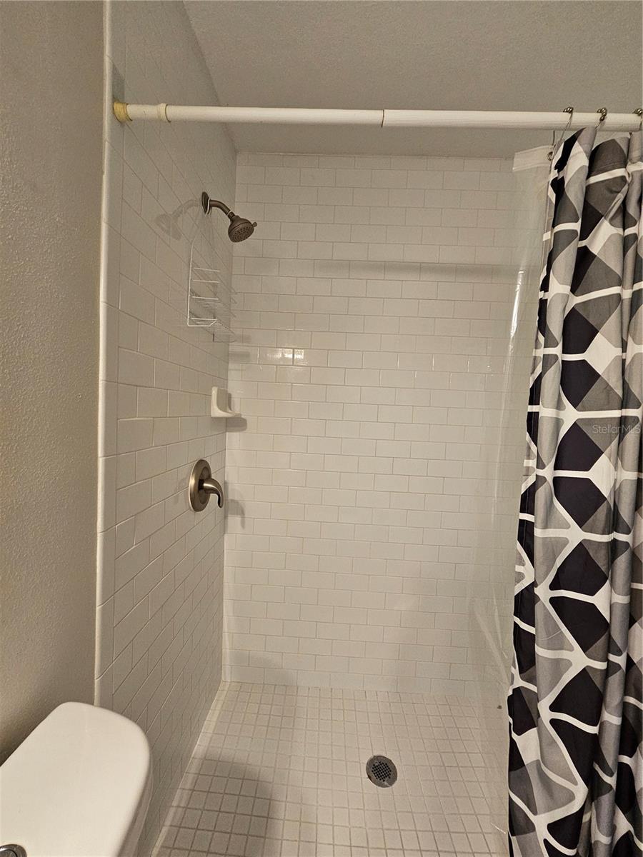 Image 19 of 23 For 540 Golden Raintree Place 540