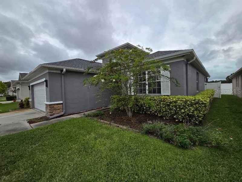 Image 2 of 15 For 14611 Potterton Circle