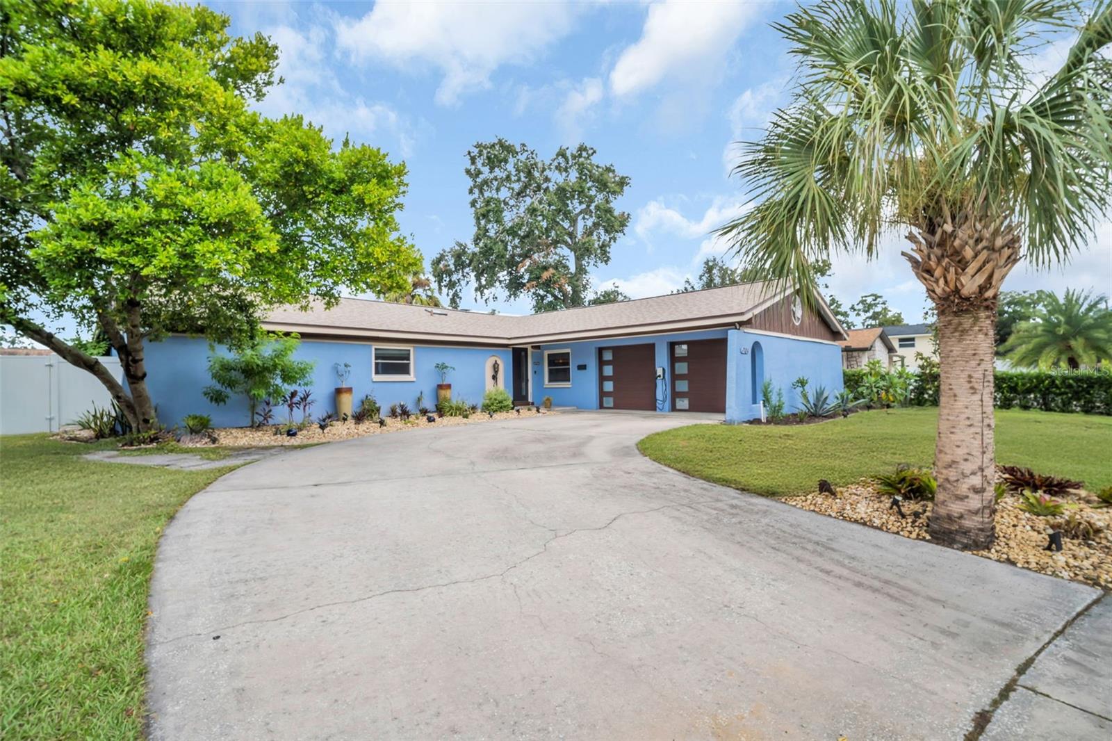 Details for 6704 Gateway Drive, TAMPA, FL 33615
