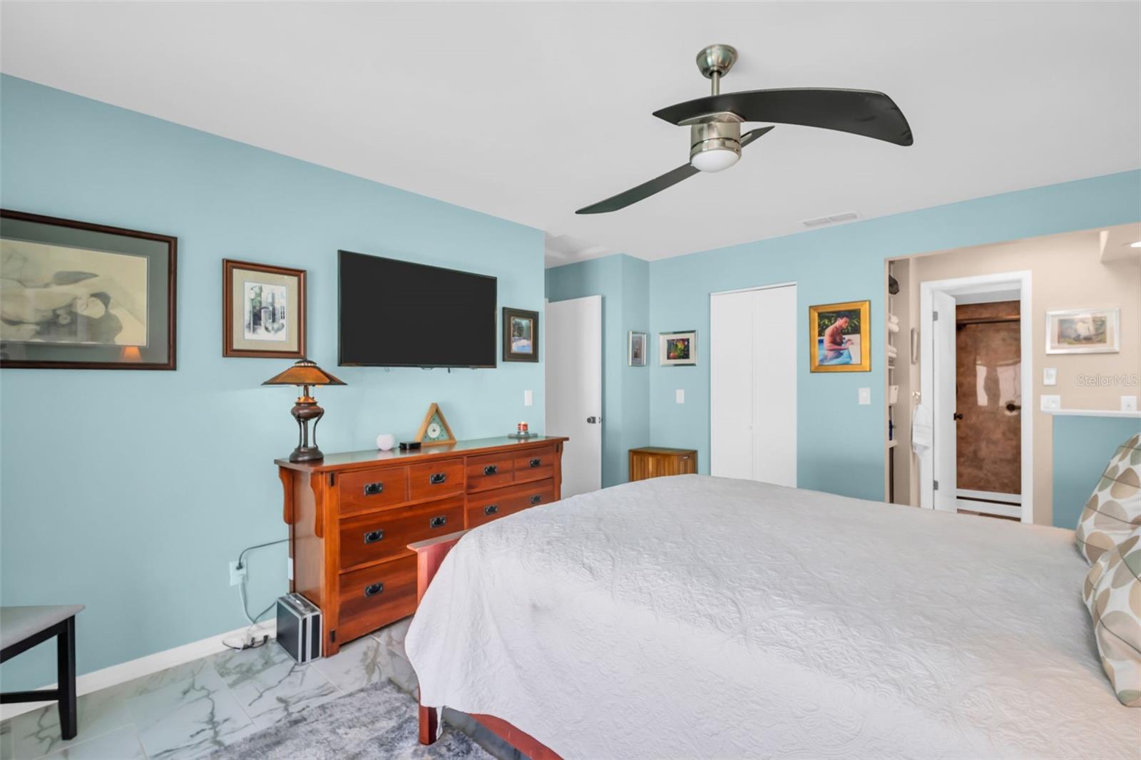 Image 16 of 42 For 6704 Gateway Drive