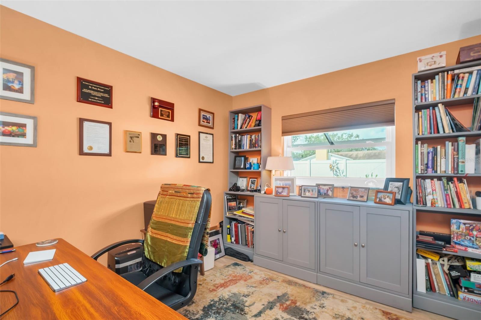 Image 24 of 42 For 6704 Gateway Drive