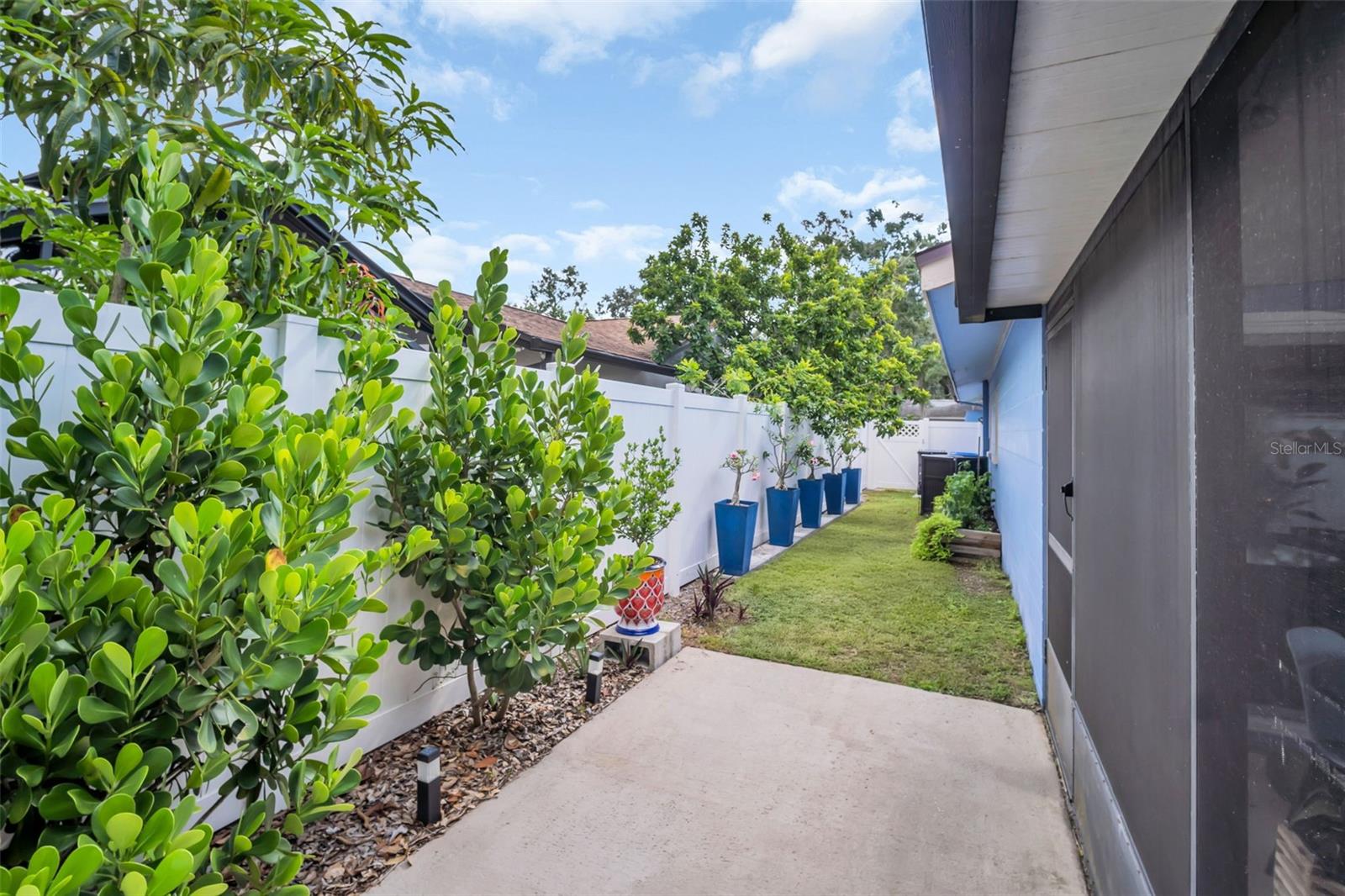 Image 32 of 42 For 6704 Gateway Drive