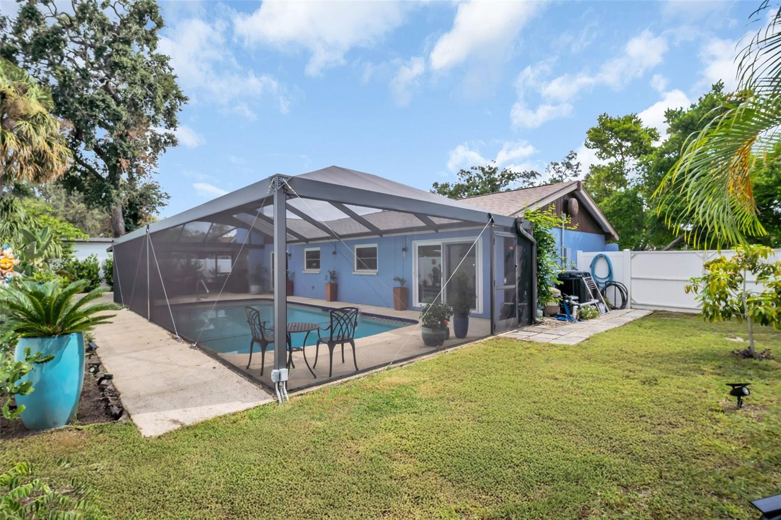 Image 35 of 42 For 6704 Gateway Drive