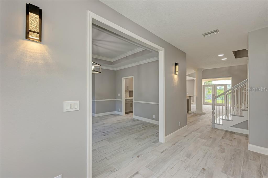 Image 22 of 91 For 1648 Bayshore Drive