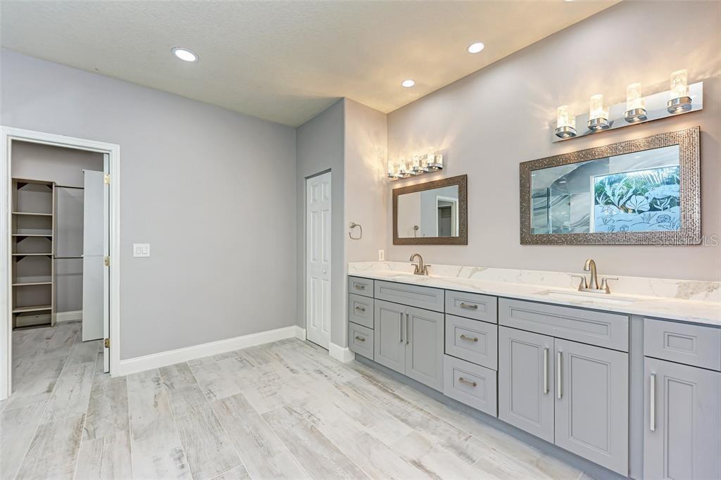 Image 43 of 91 For 1648 Bayshore Drive