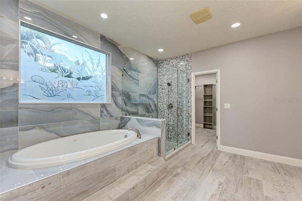 Image 62 of 91 For 1648 Bayshore Drive