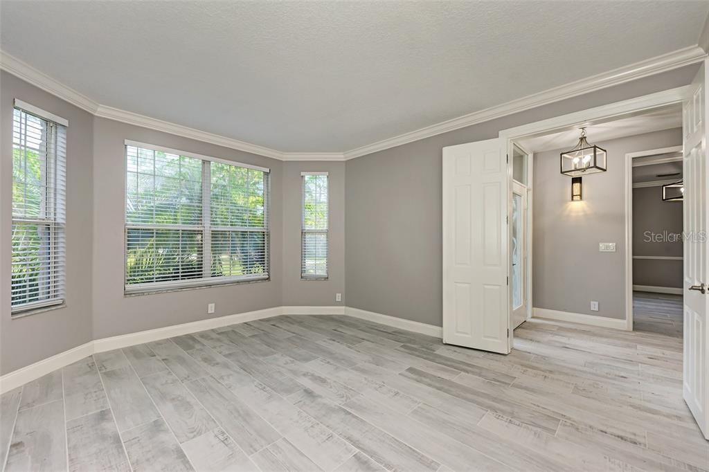 Image 67 of 91 For 1648 Bayshore Drive
