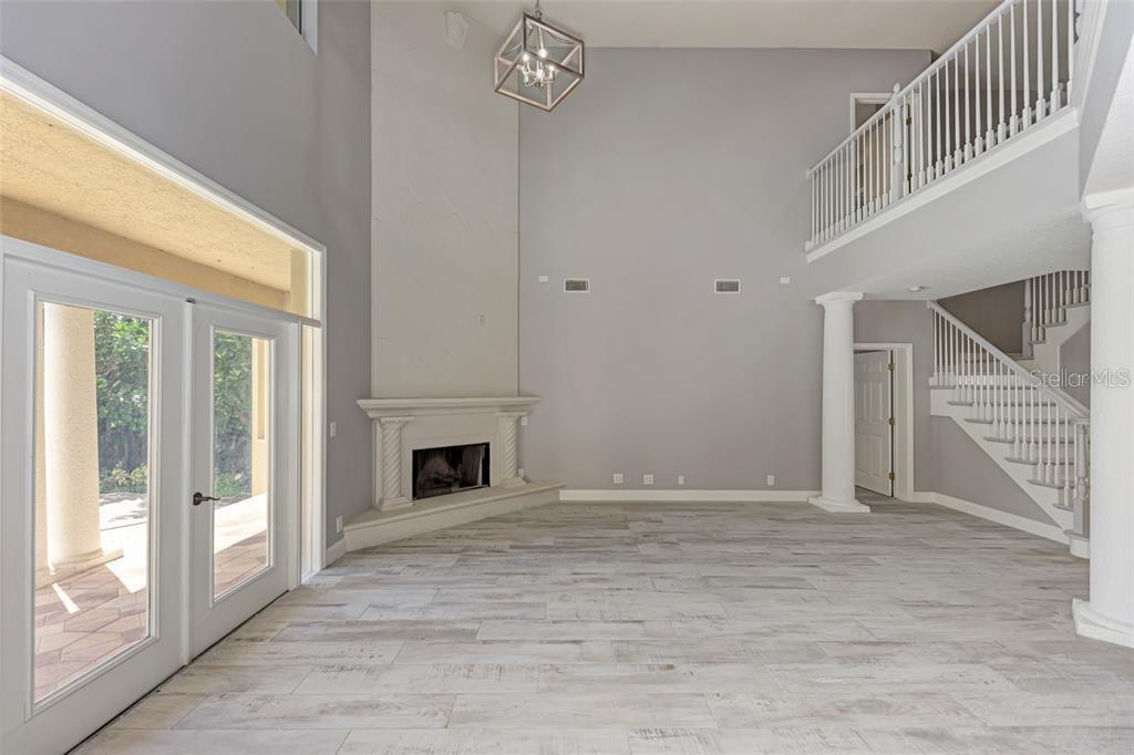 Image 70 of 91 For 1648 Bayshore Drive