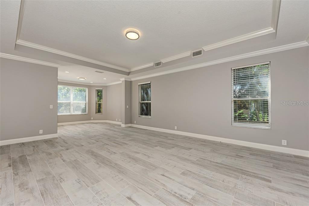Image 77 of 91 For 1648 Bayshore Drive