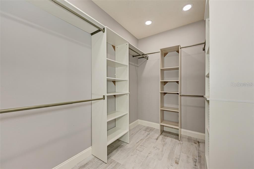 Image 78 of 91 For 1648 Bayshore Drive