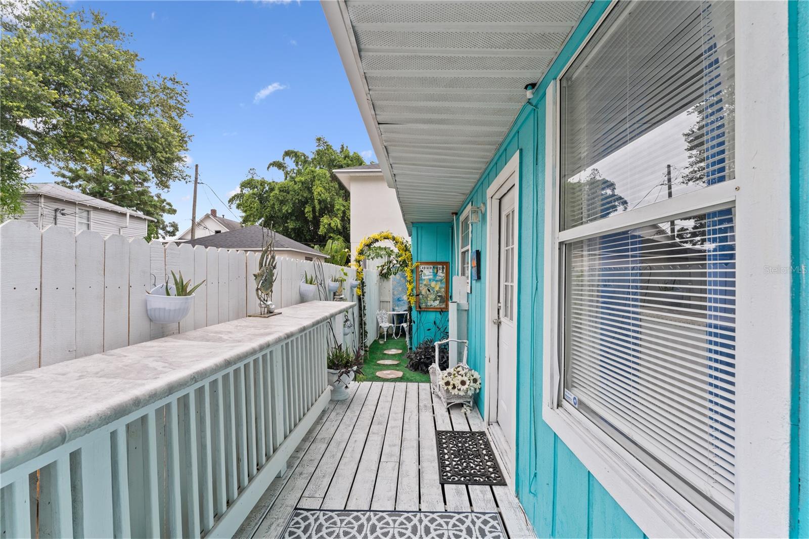 Image 12 of 15 For 914 8th Street N 1