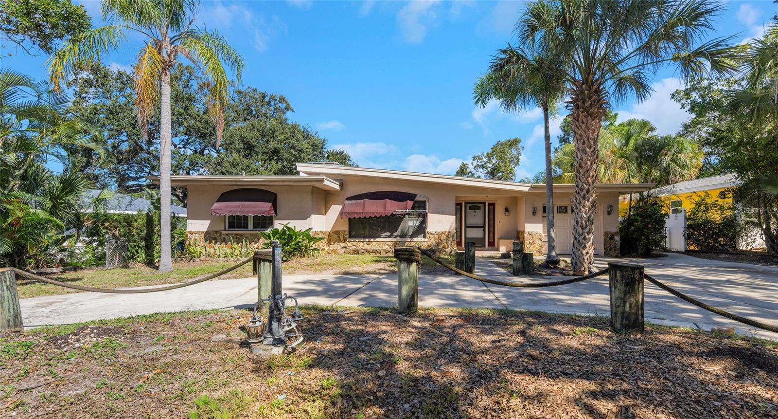 Details for 318 Mehlenbacher Road, BELLEAIR, FL 33756