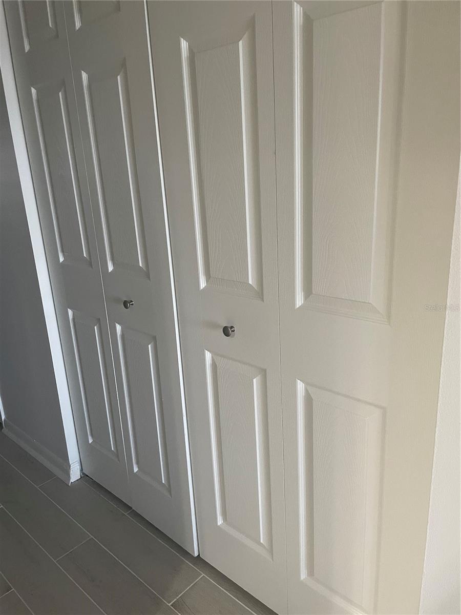 Image 8 of 25 For 106 1st Street E 306