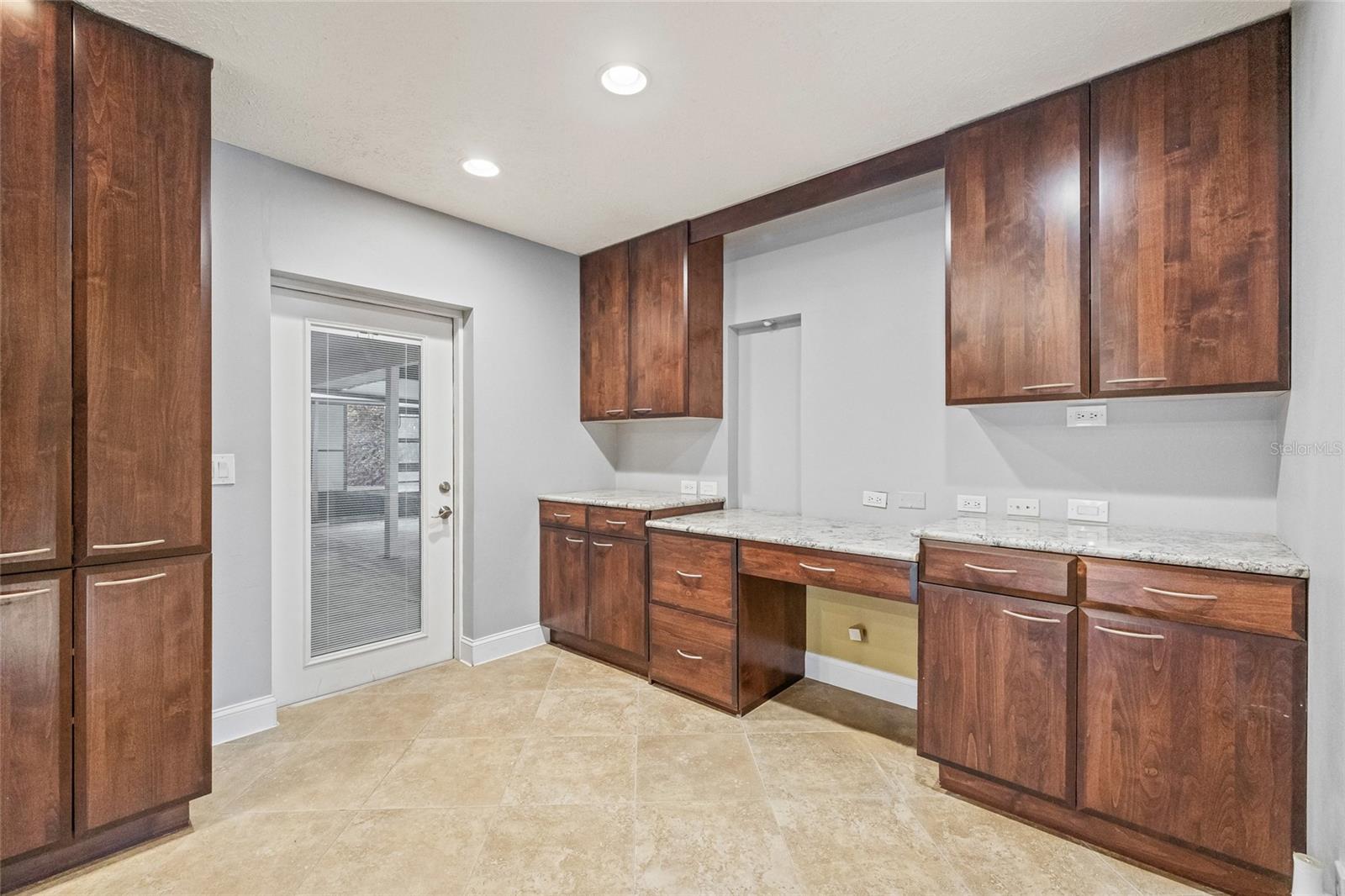 Image 27 of 60 For 603 Cottage Grove Circle