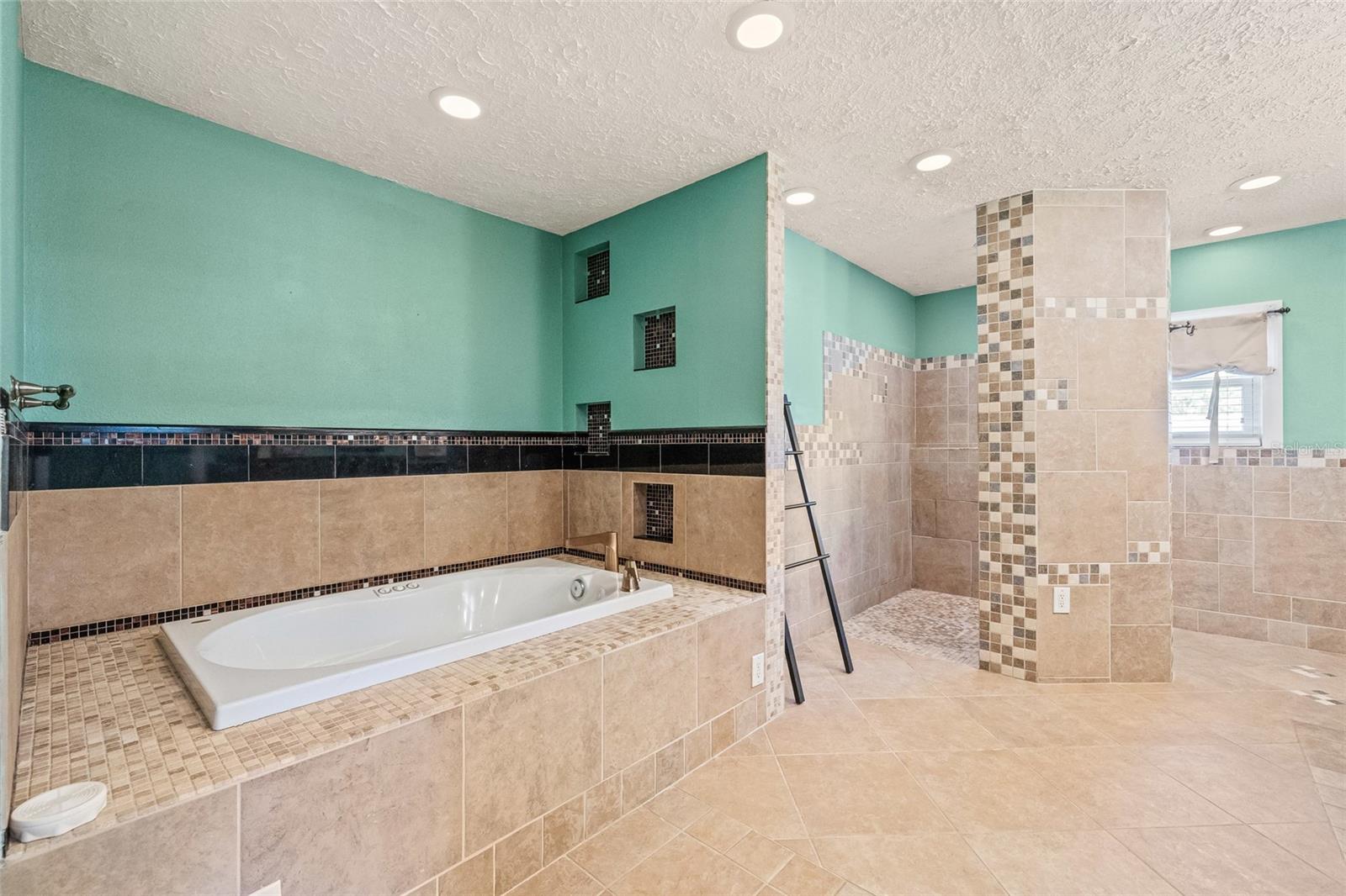 Image 33 of 60 For 603 Cottage Grove Circle