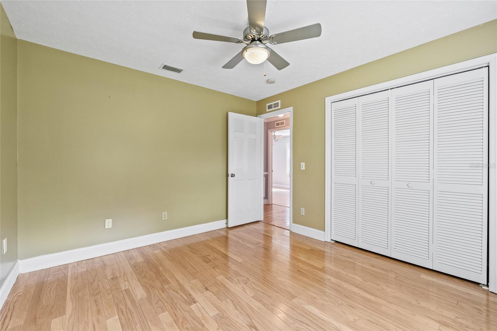 Image 41 of 60 For 603 Cottage Grove Circle