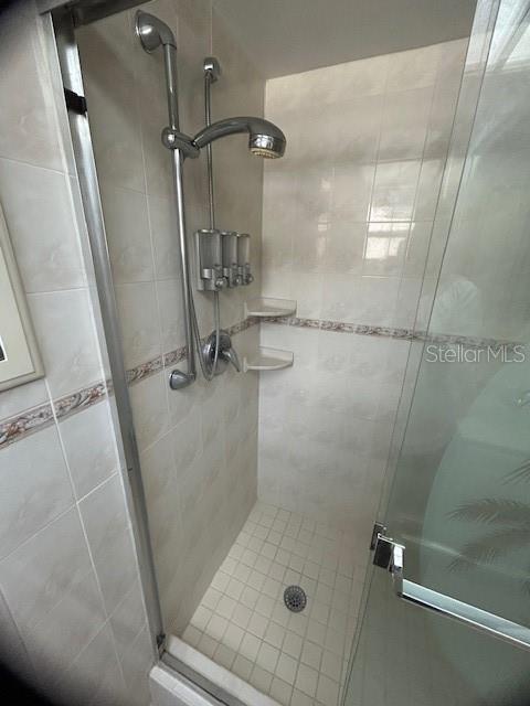 Image 22 of 27 For 5038 54th Way N
