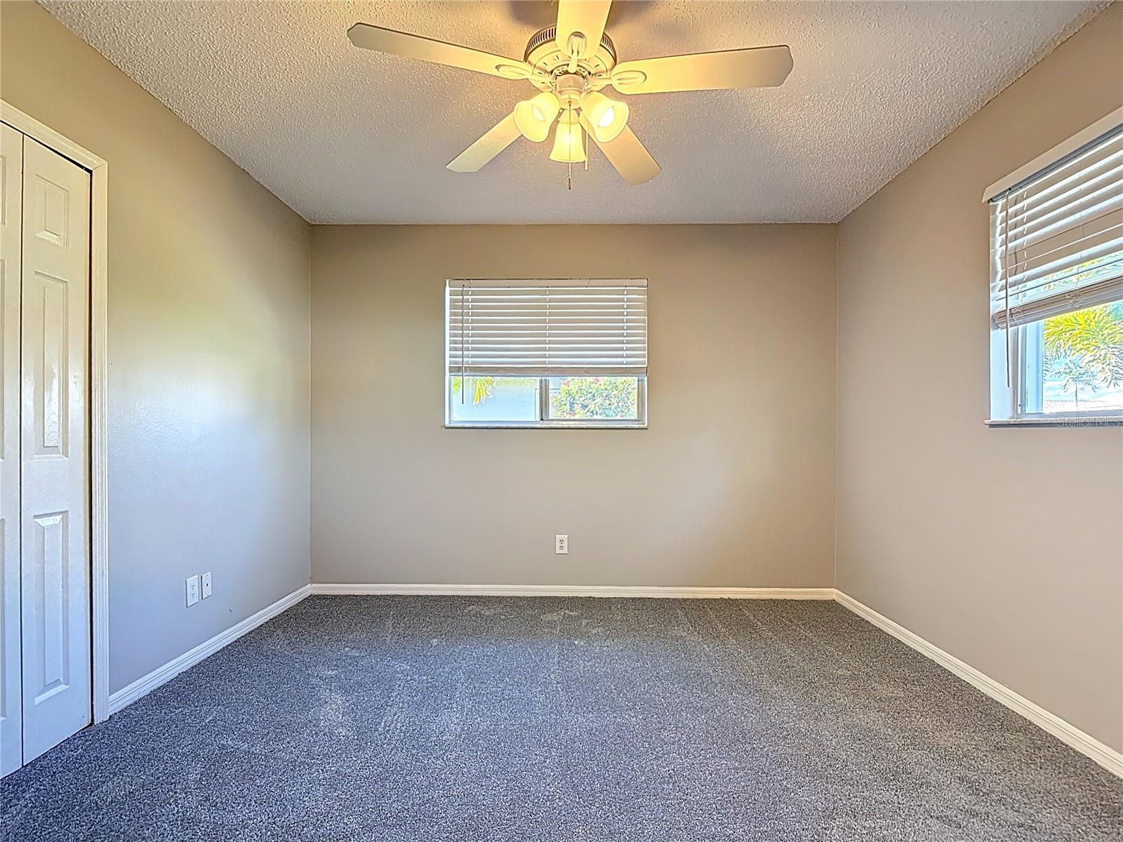 Image 26 of 77 For 3815 6th Avenue