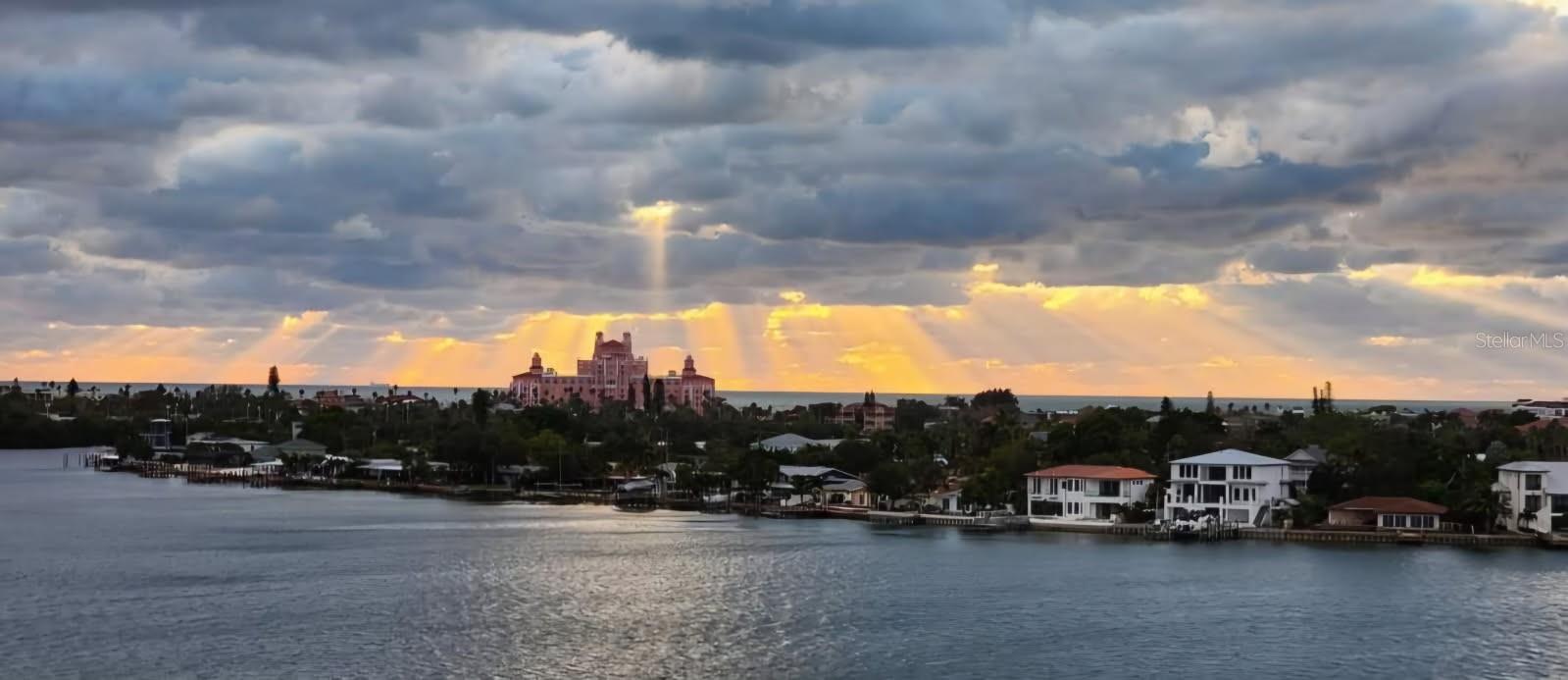 Image 25 of 28 For 6265 Sun Boulevard 806