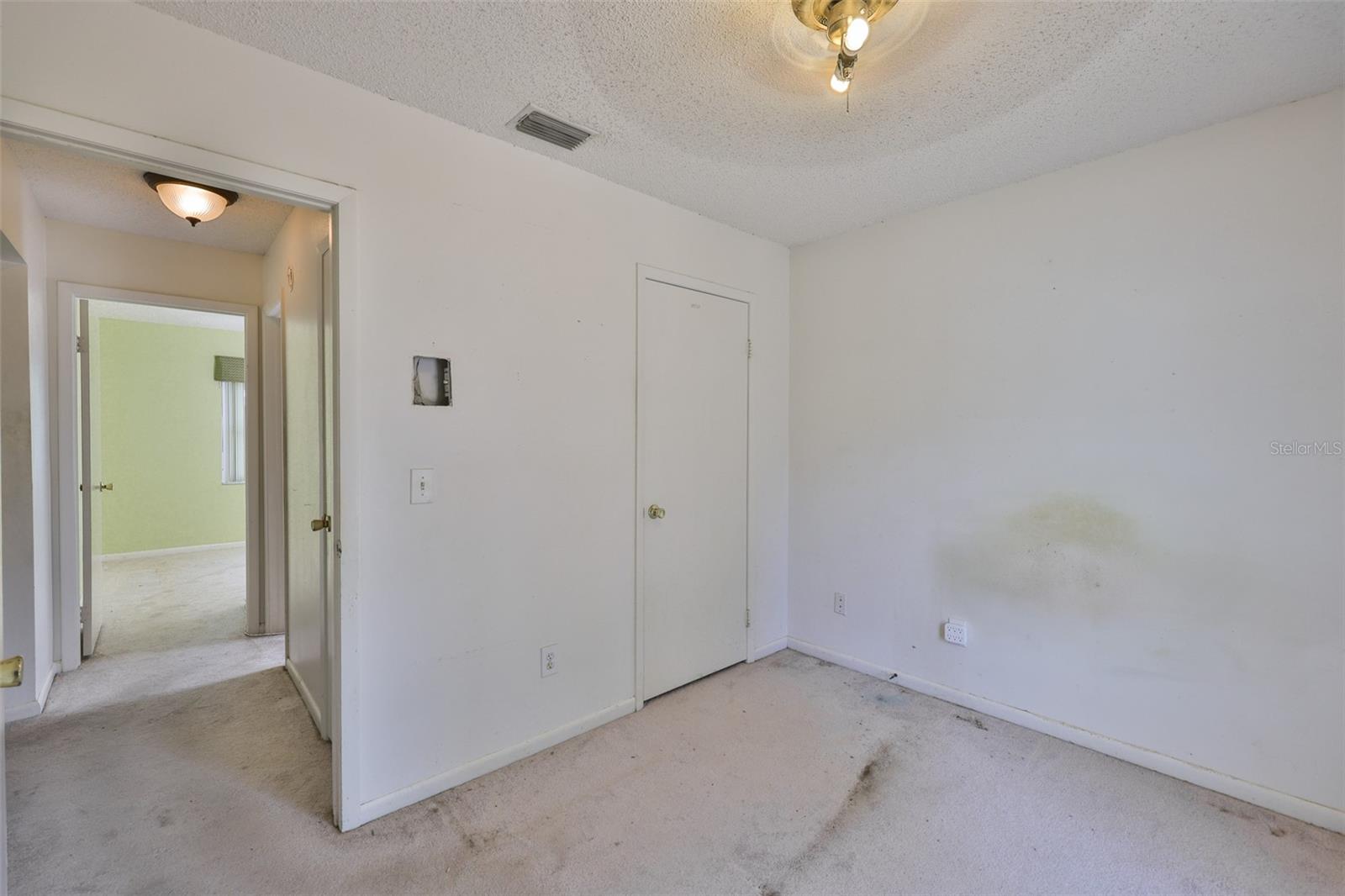 Image 19 of 31 For 1006 Pleasant Pine Court