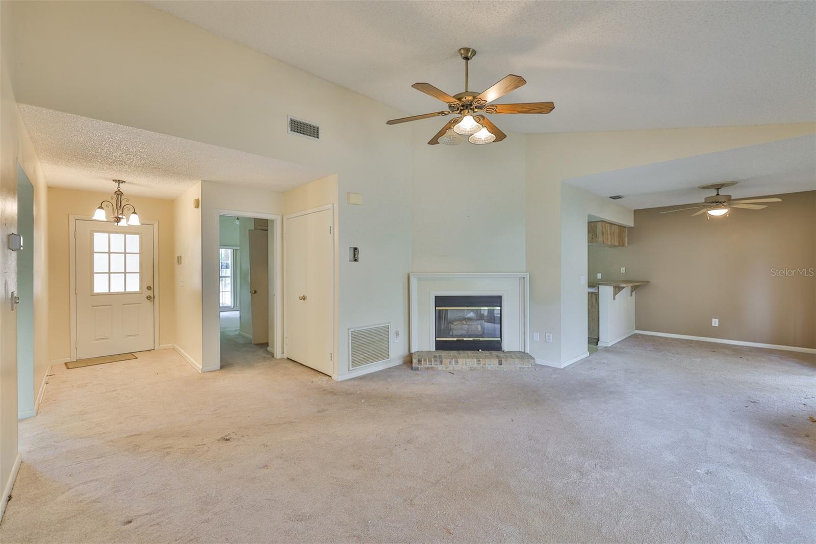 Image 4 of 31 For 1006 Pleasant Pine Court