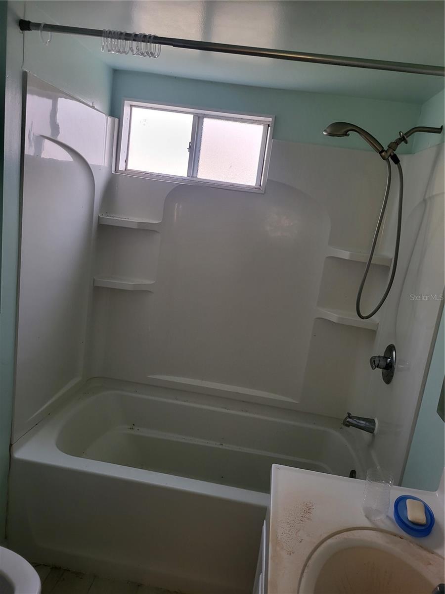 Image 10 of 16 For 6580 Seminole Boulevard 311