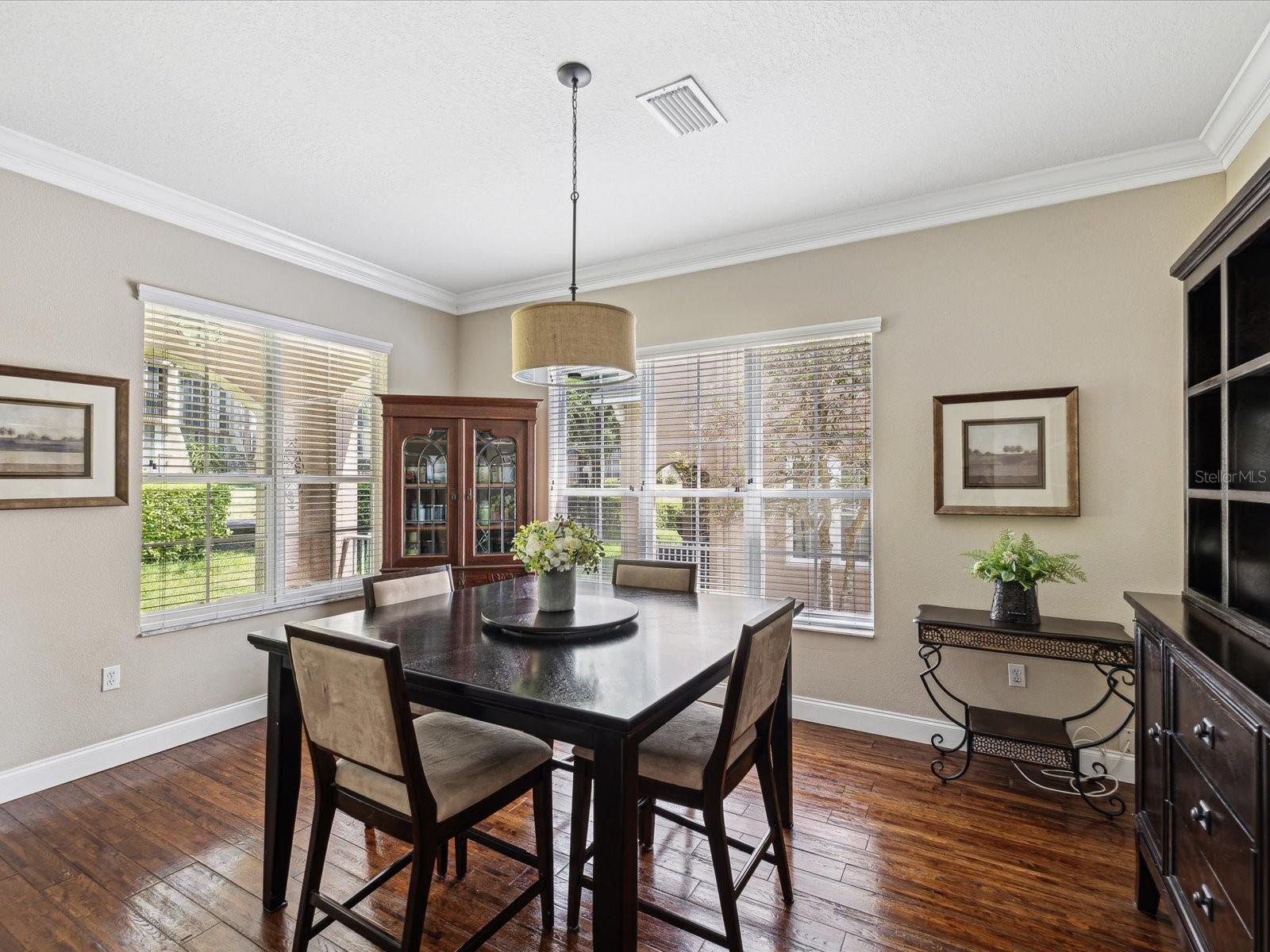 Image 21 of 70 For 94 Highland Avenue 2801