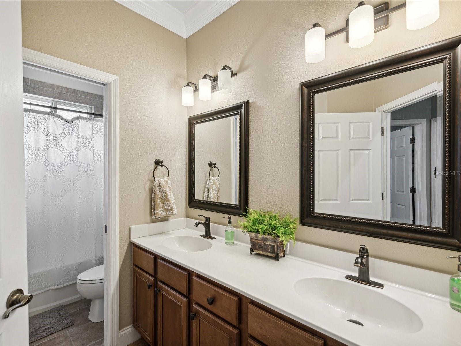 Image 35 of 70 For 94 Highland Avenue 2801