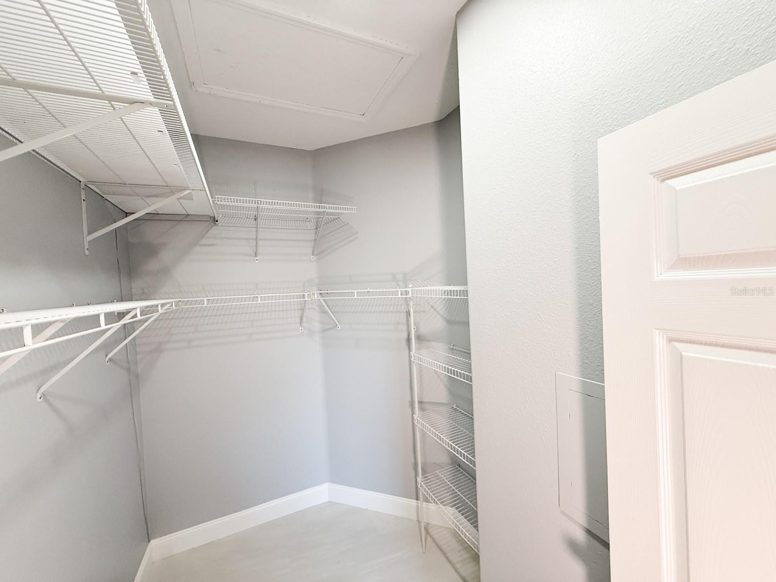 Image 20 of 55 For 1881 Riveredge Drive