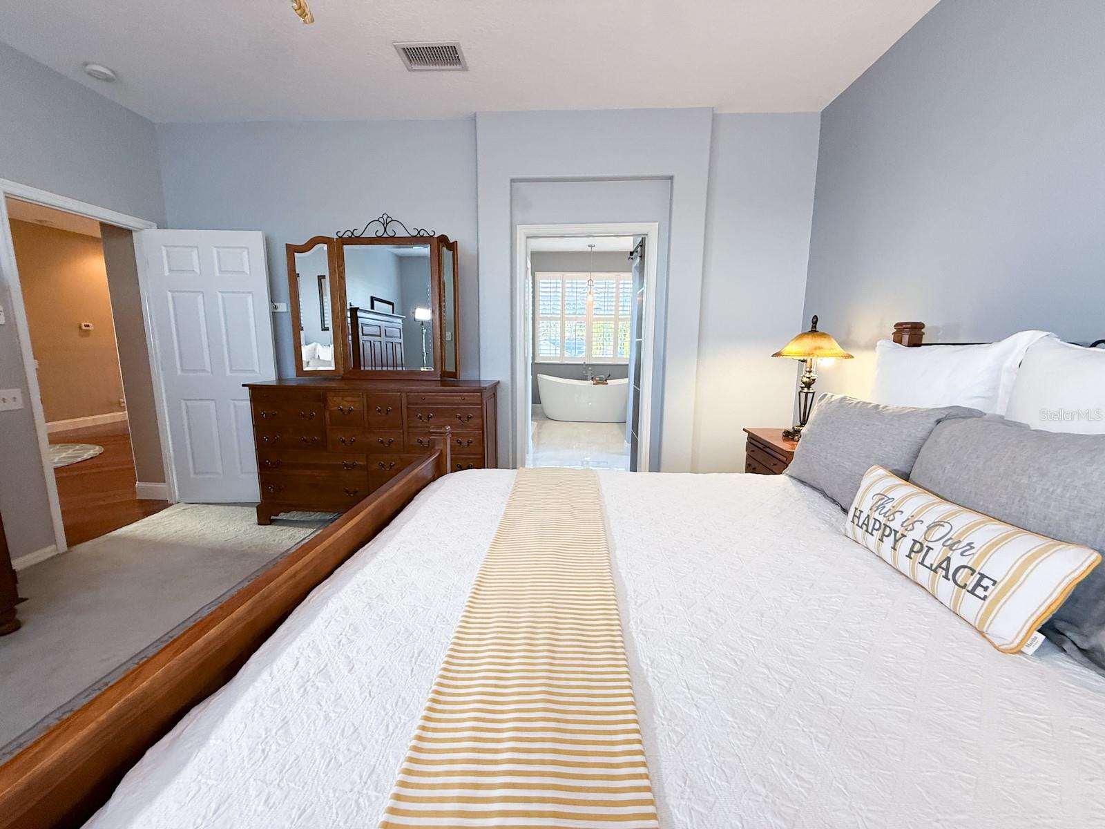 Image 26 of 55 For 1881 Riveredge Drive