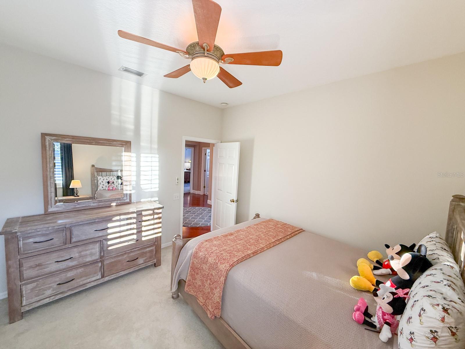 Image 29 of 55 For 1881 Riveredge Drive