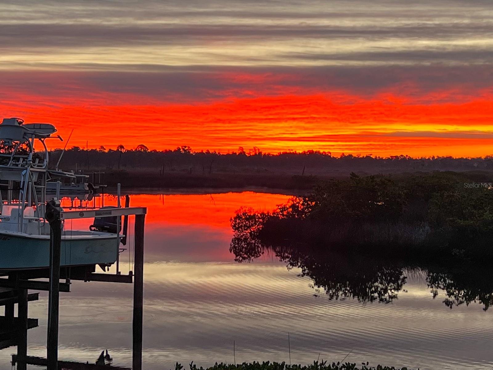 Image 41 of 55 For 1881 Riveredge Drive