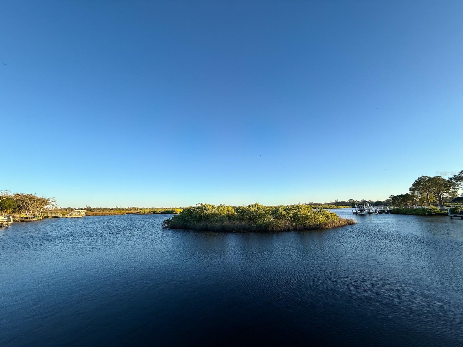 Image 43 of 55 For 1881 Riveredge Drive