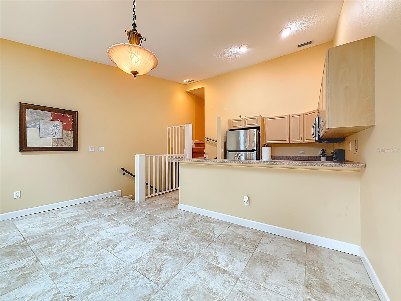 Image 5 of 26 For 6343 92nd Place N 2105