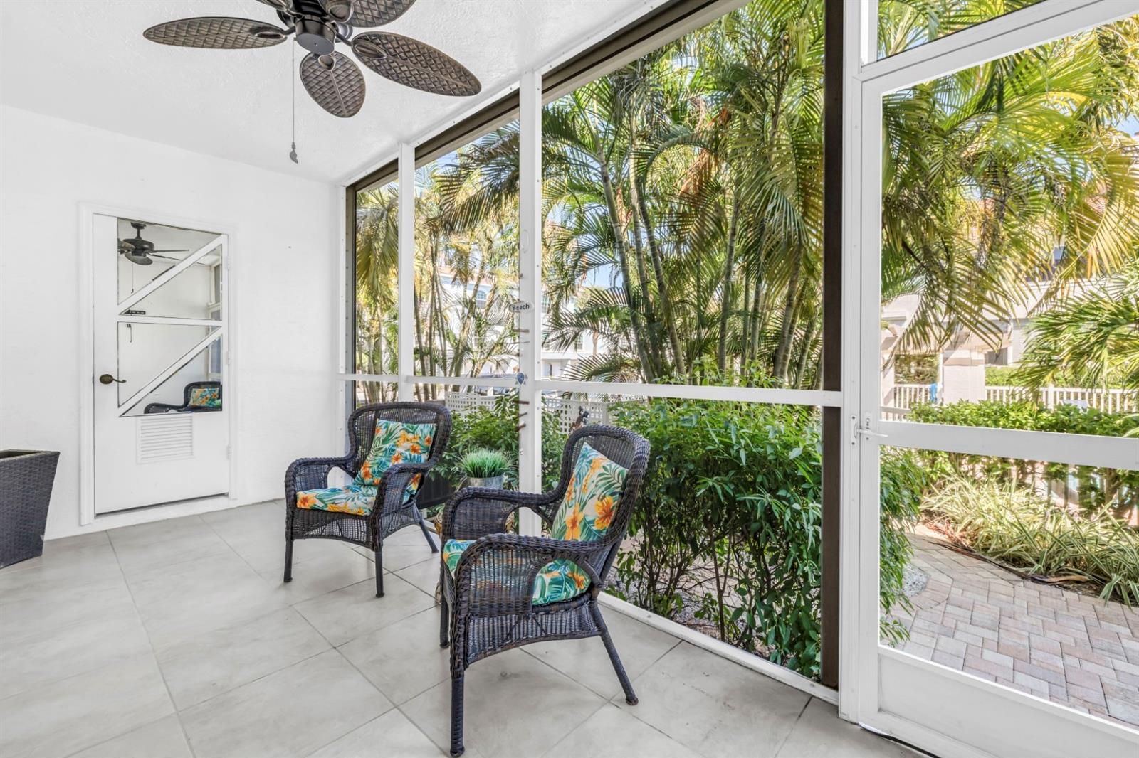 Image 16 of 41 For 903 Pinellas Bayway S 302