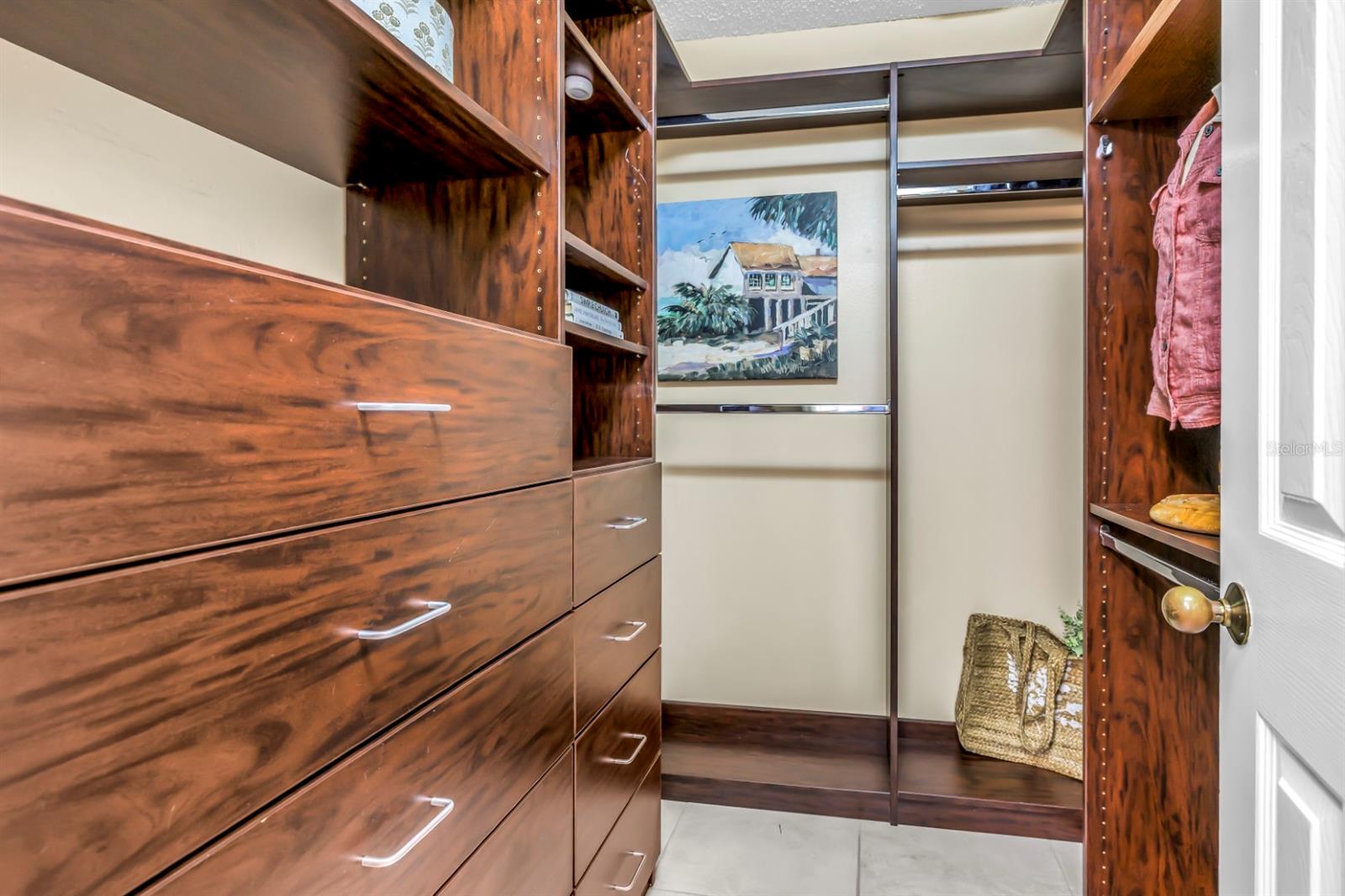 Image 23 of 41 For 903 Pinellas Bayway S 302