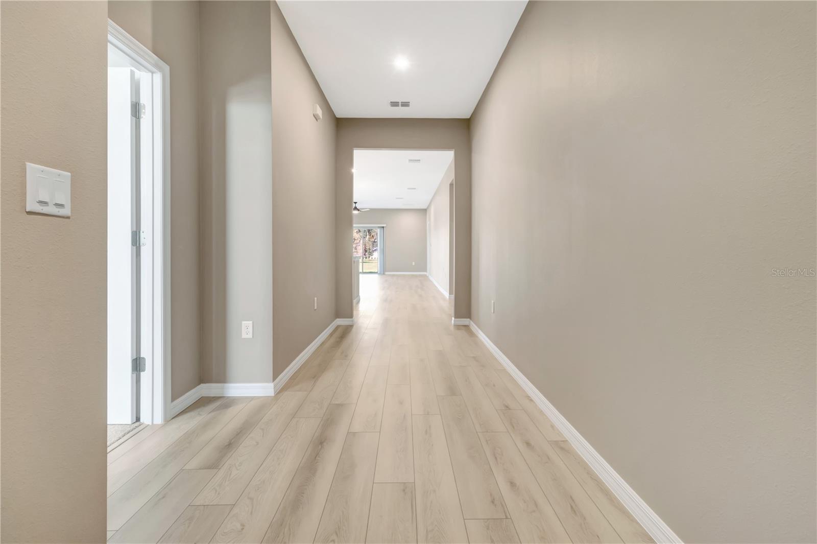Image 11 of 36 For 1300 Plumbago Court