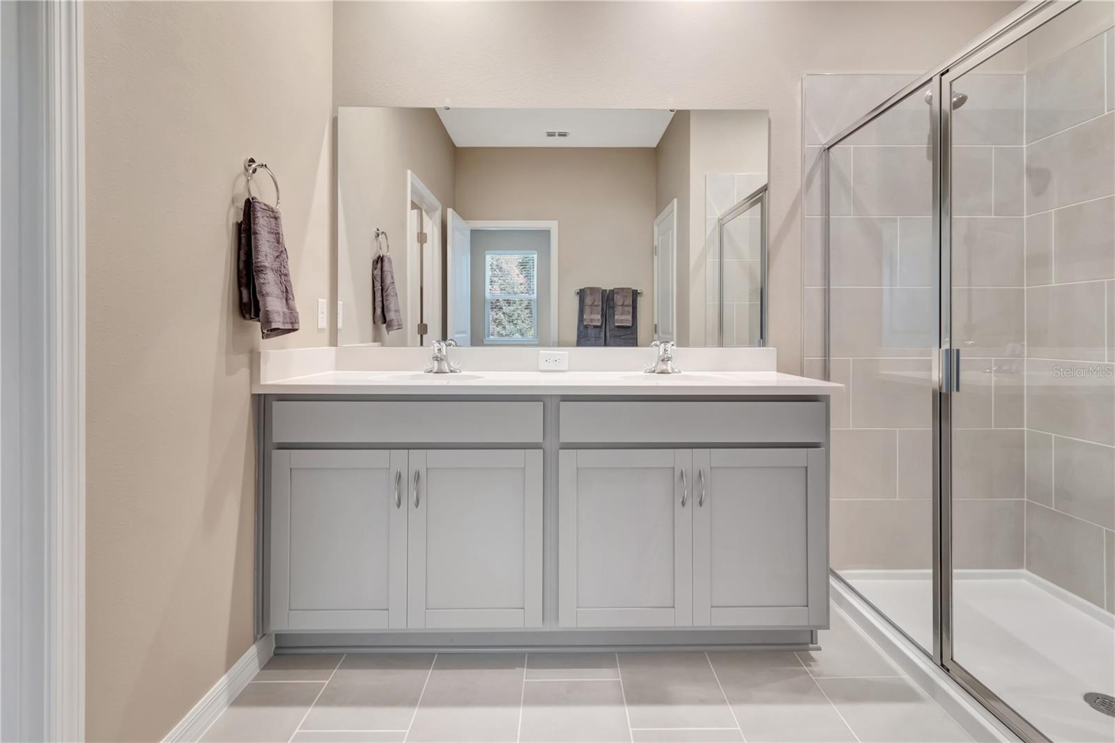 Image 17 of 36 For 1300 Plumbago Court