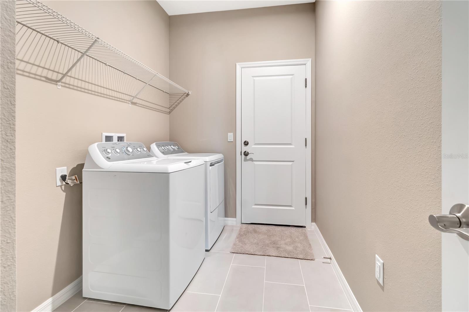 Image 26 of 36 For 1300 Plumbago Court