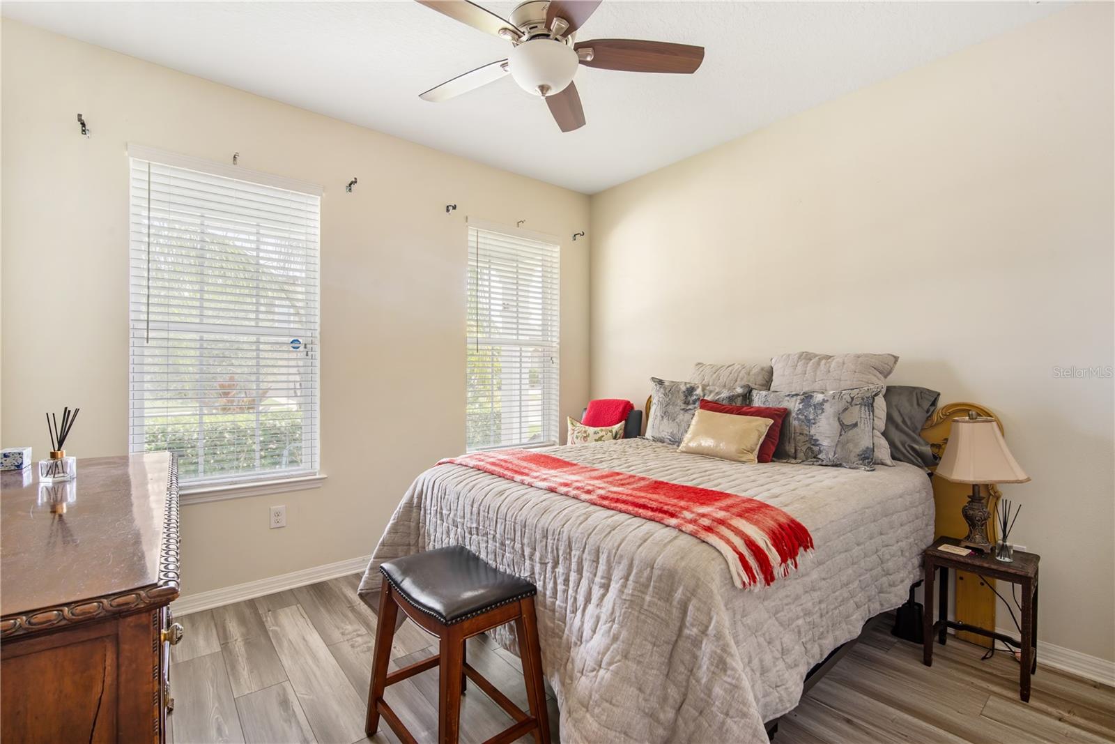 Image 7 of 24 For 13413 Palmera Vista Drive