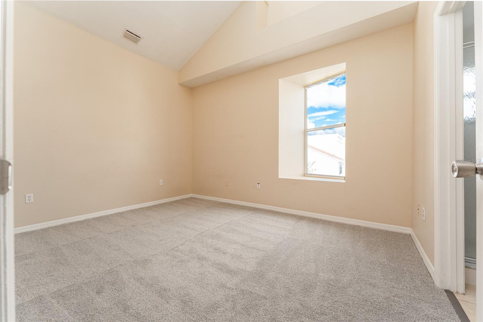 Image 25 of 51 For 9519 Citrus Glen