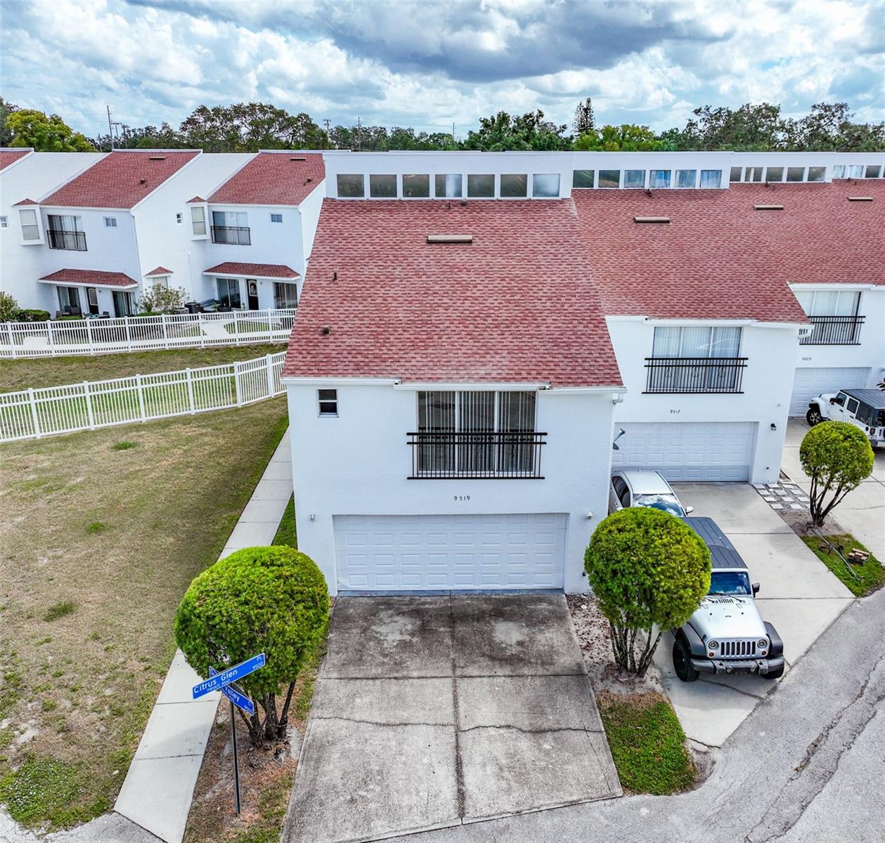 Image 42 of 51 For 9519 Citrus Glen