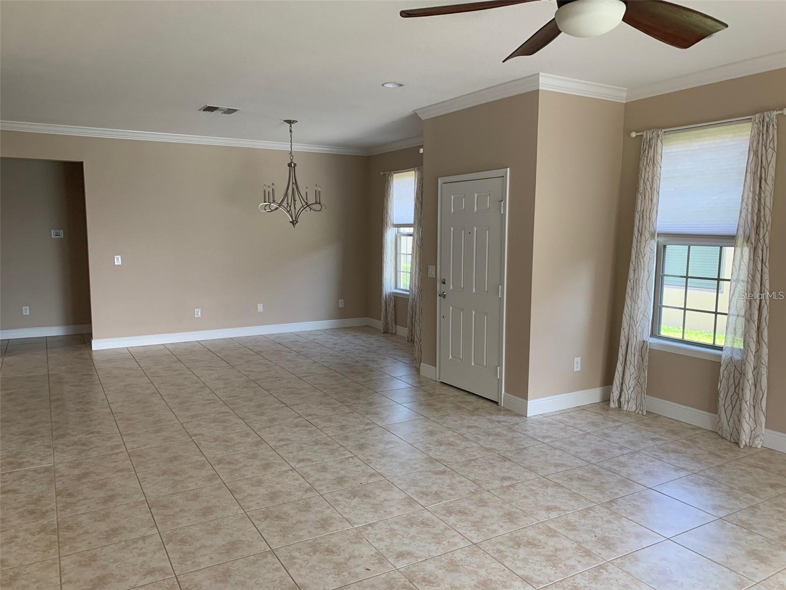 Image 13 of 51 For 5409 Sunset Falls Drive